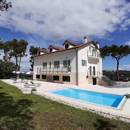 Villa De Ruschi Montacuto 外观 照片