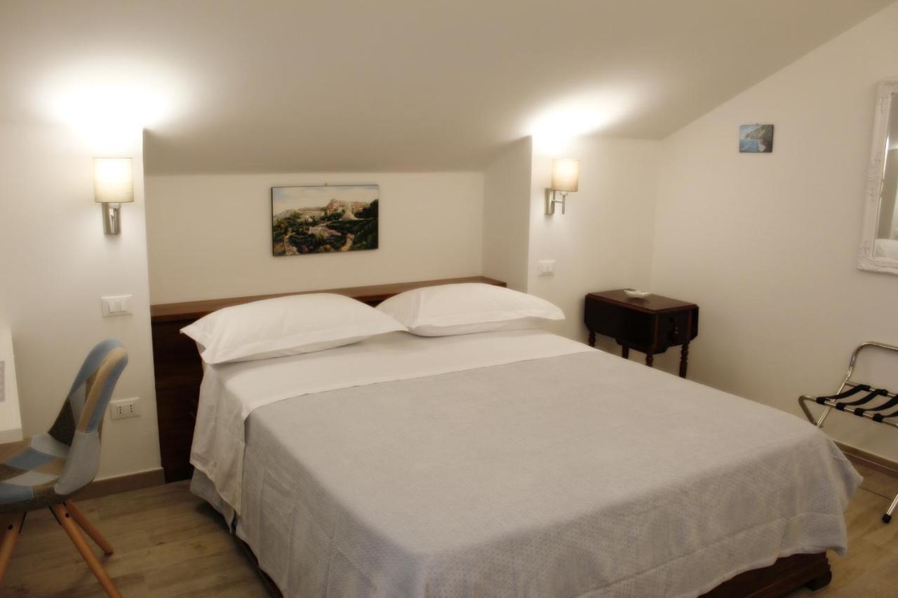 Villa De Ruschi Montacuto 外观 照片