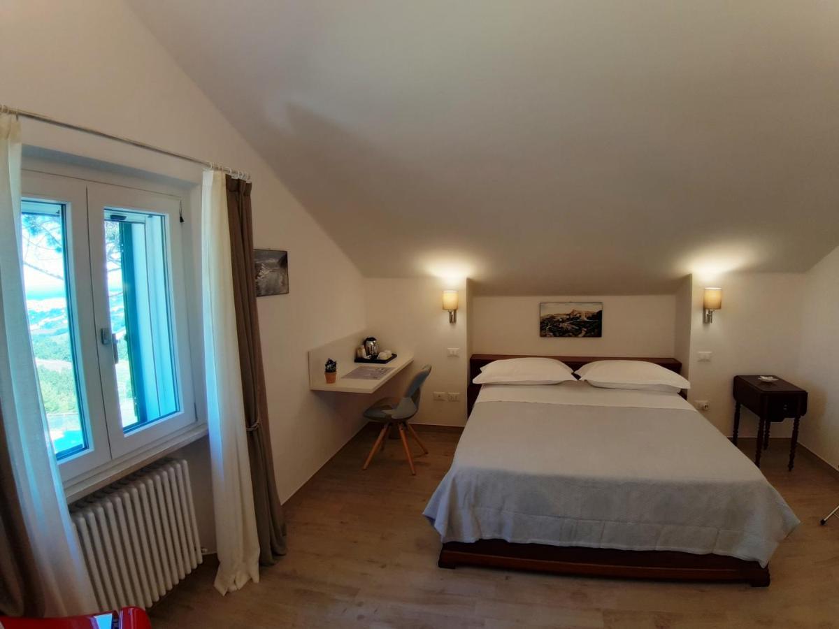 Villa De Ruschi Montacuto 外观 照片