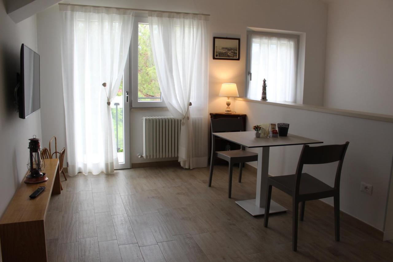 Villa De Ruschi Montacuto 外观 照片