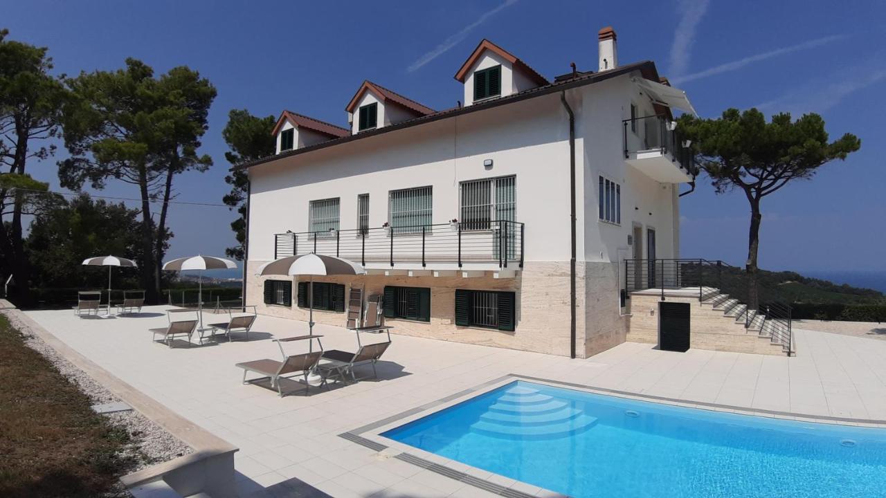 Villa De Ruschi Montacuto 外观 照片