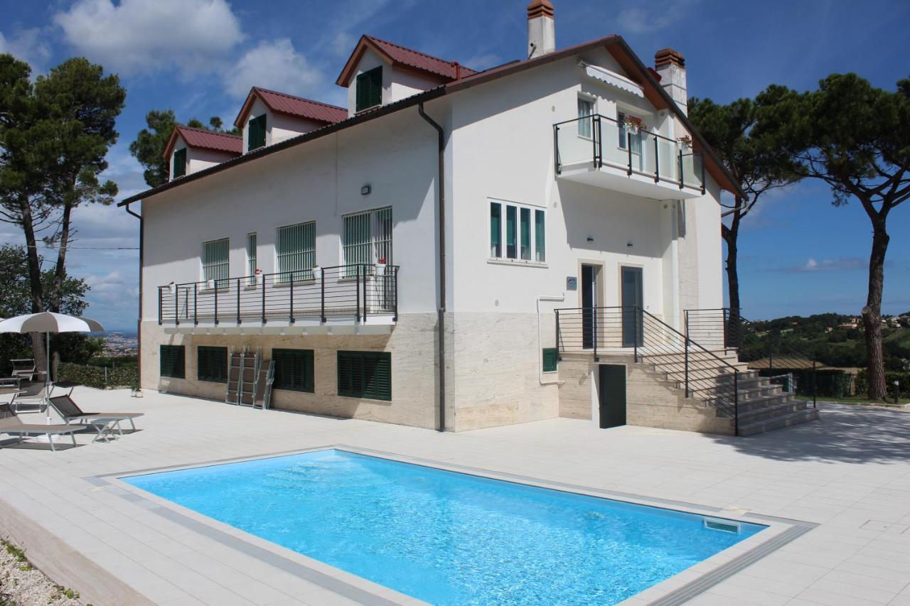 Villa De Ruschi Montacuto 外观 照片