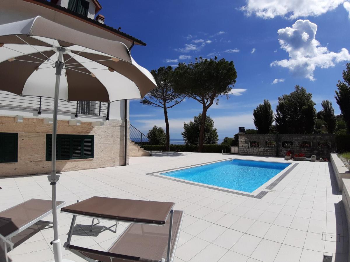 Villa De Ruschi Montacuto 外观 照片