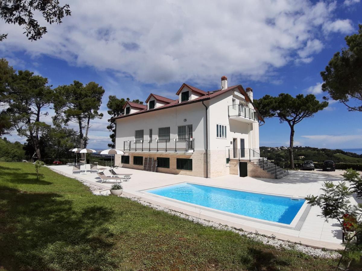 Villa De Ruschi Montacuto 外观 照片
