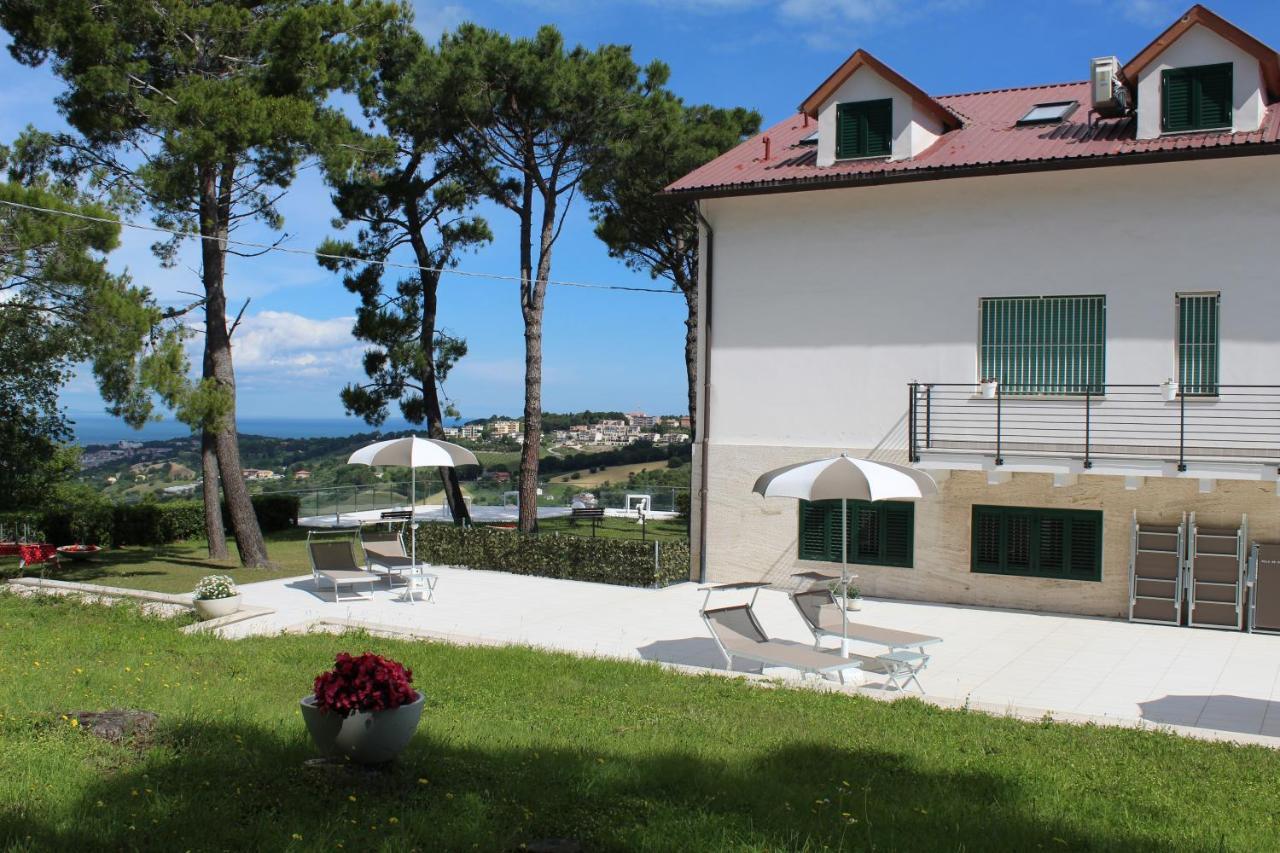 Villa De Ruschi Montacuto 外观 照片
