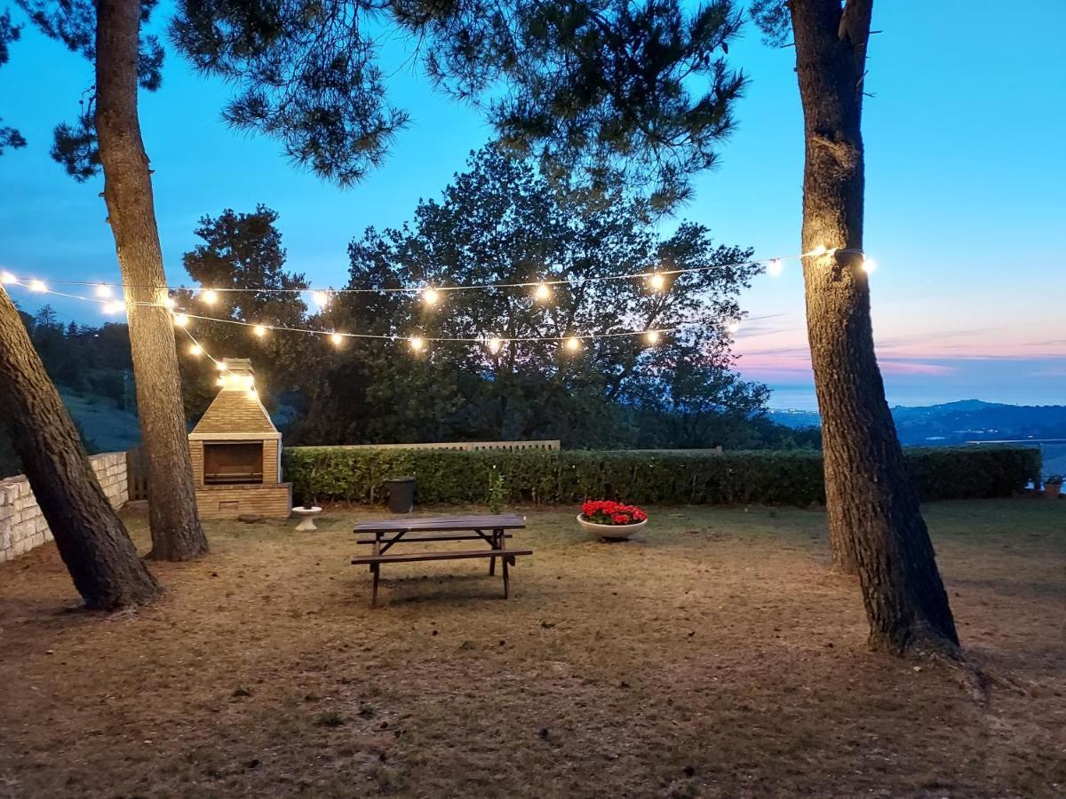 Villa De Ruschi Montacuto 外观 照片